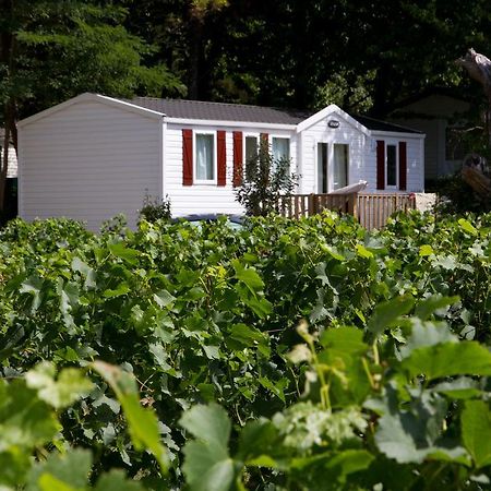 Camping Le Pressoir Petit-Palais-et-Cornemps Dış mekan fotoğraf