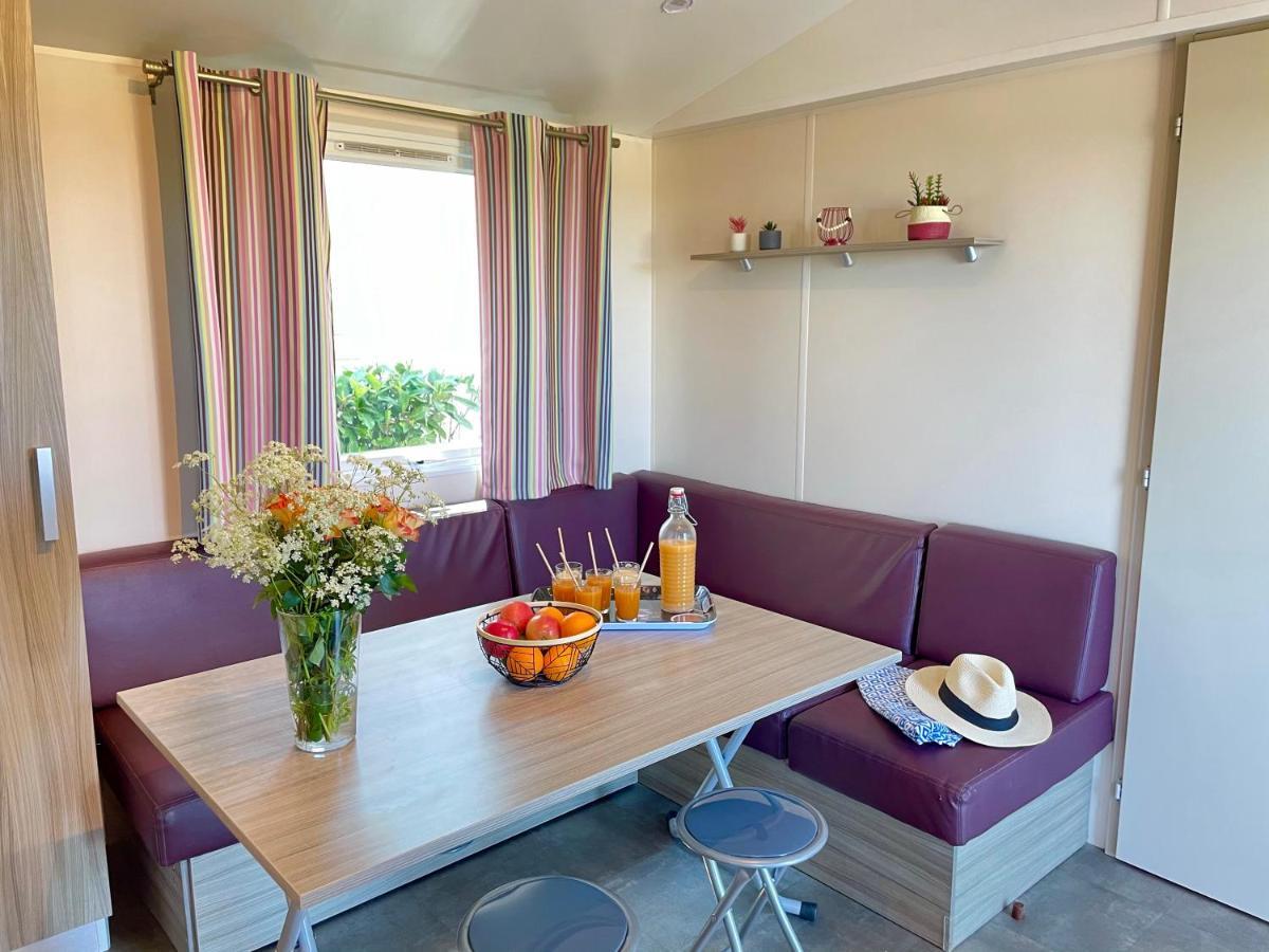 Camping Le Pressoir Petit-Palais-et-Cornemps Dış mekan fotoğraf