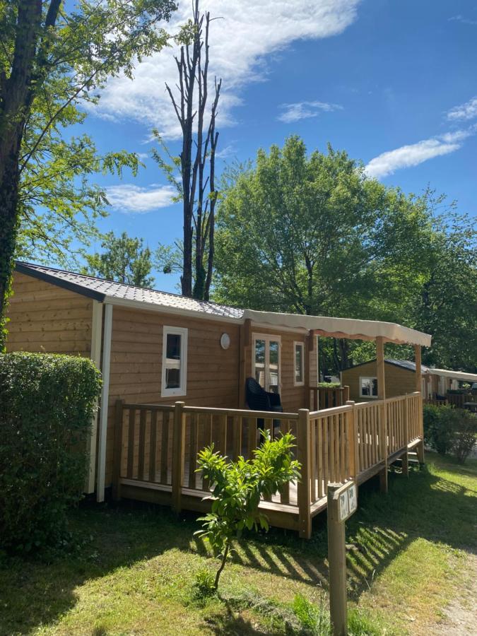 Camping Le Pressoir Petit-Palais-et-Cornemps Dış mekan fotoğraf